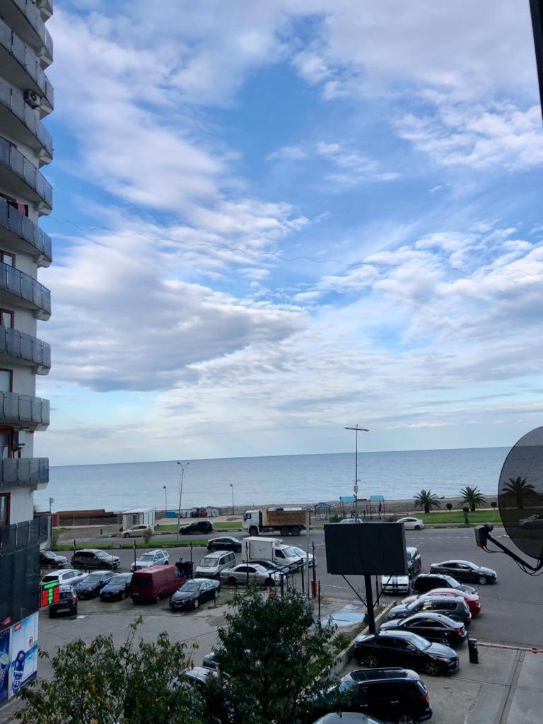 Horizon Batumi Aparthotel Εξωτερικό φωτογραφία